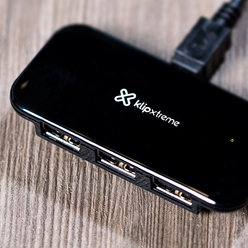 HUB SLIM 2.0 KLIP XTREME 4 PUERTOS - NEGRO