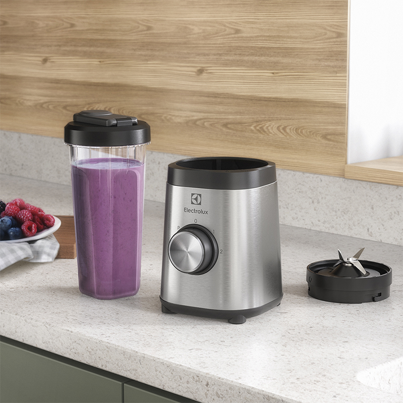 Licuadora Personal Efficient BSE20 Electrolux