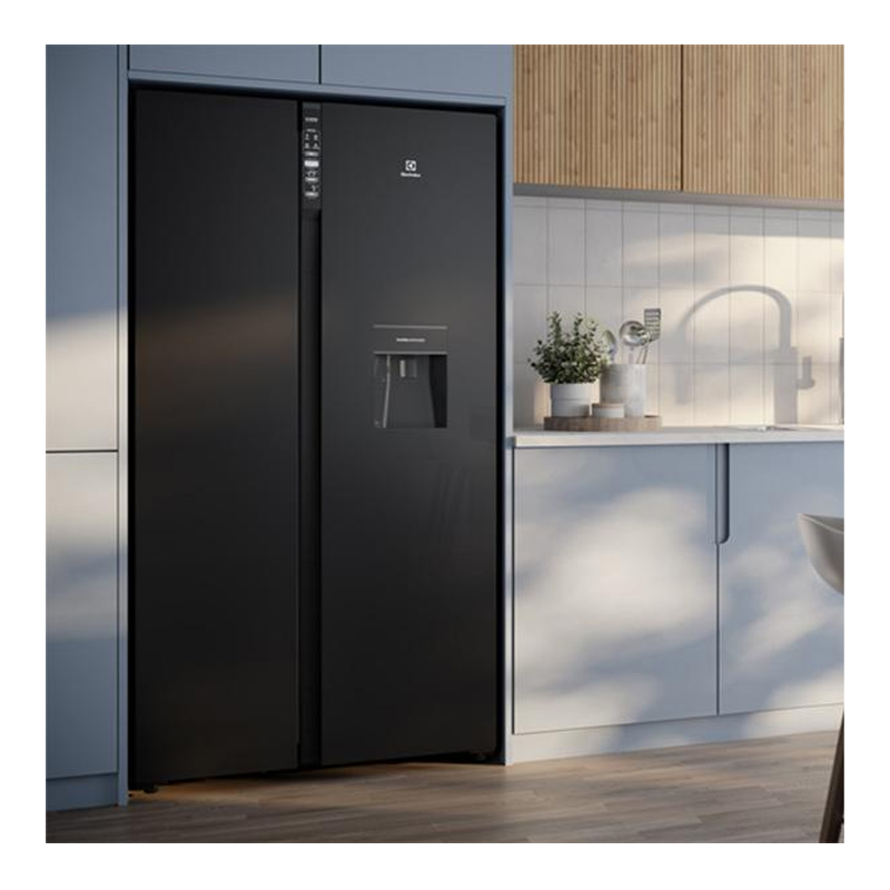 Refrigerador Side by Side Inverter 522 L No Frost Negro Electrolux 