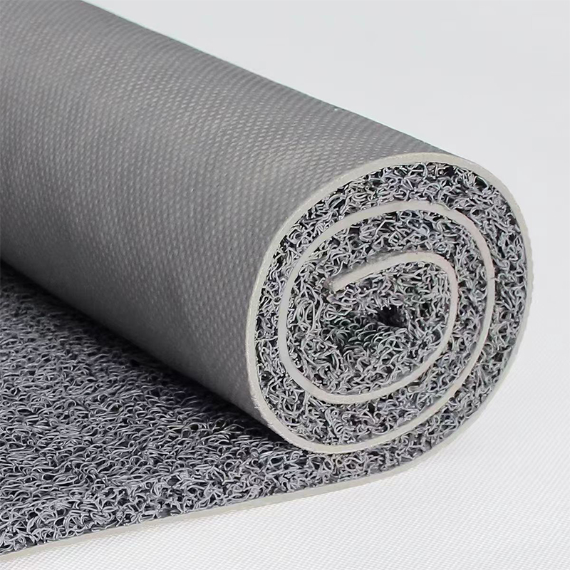 Alfombra PVC 14mmx1.22x12m Musgo Gris