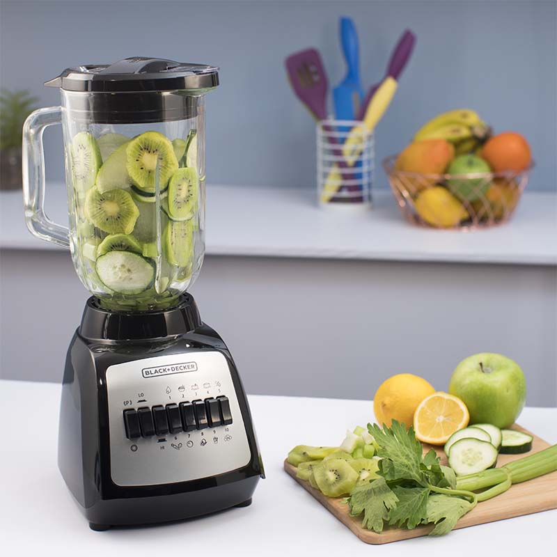 Licuadora 10 Velocidades, Jarra de Vidrio + 2 vasos mini, BLBD210GB-2G Black+Decker 