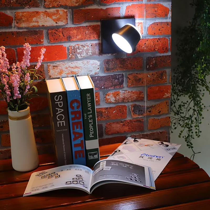 Lámpara Led Móvil Bidireccional Negra 7w