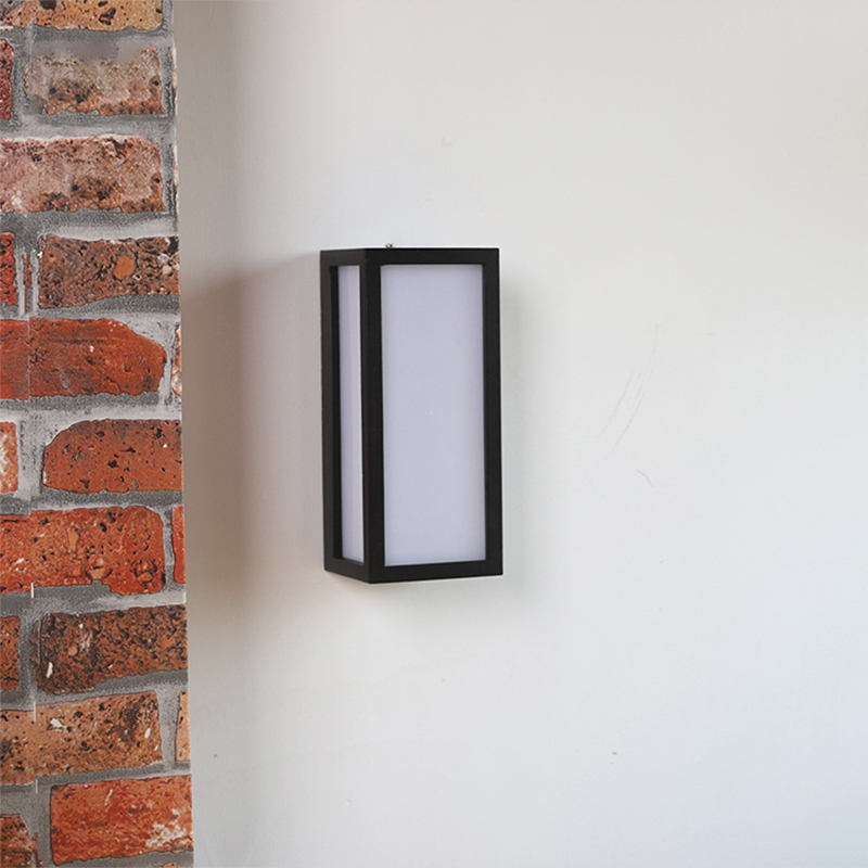 Lámpara Led para Exterior Decorativa Negra 20w