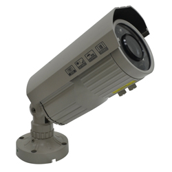 Cámara a Color para Exterior con Lente de 6-60mm Ajustable, 12 HI- Leds  y 600TVL Farfisa