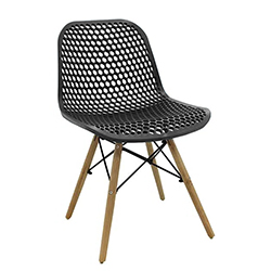 Silla Negra Hexagonal con Patas de Madera